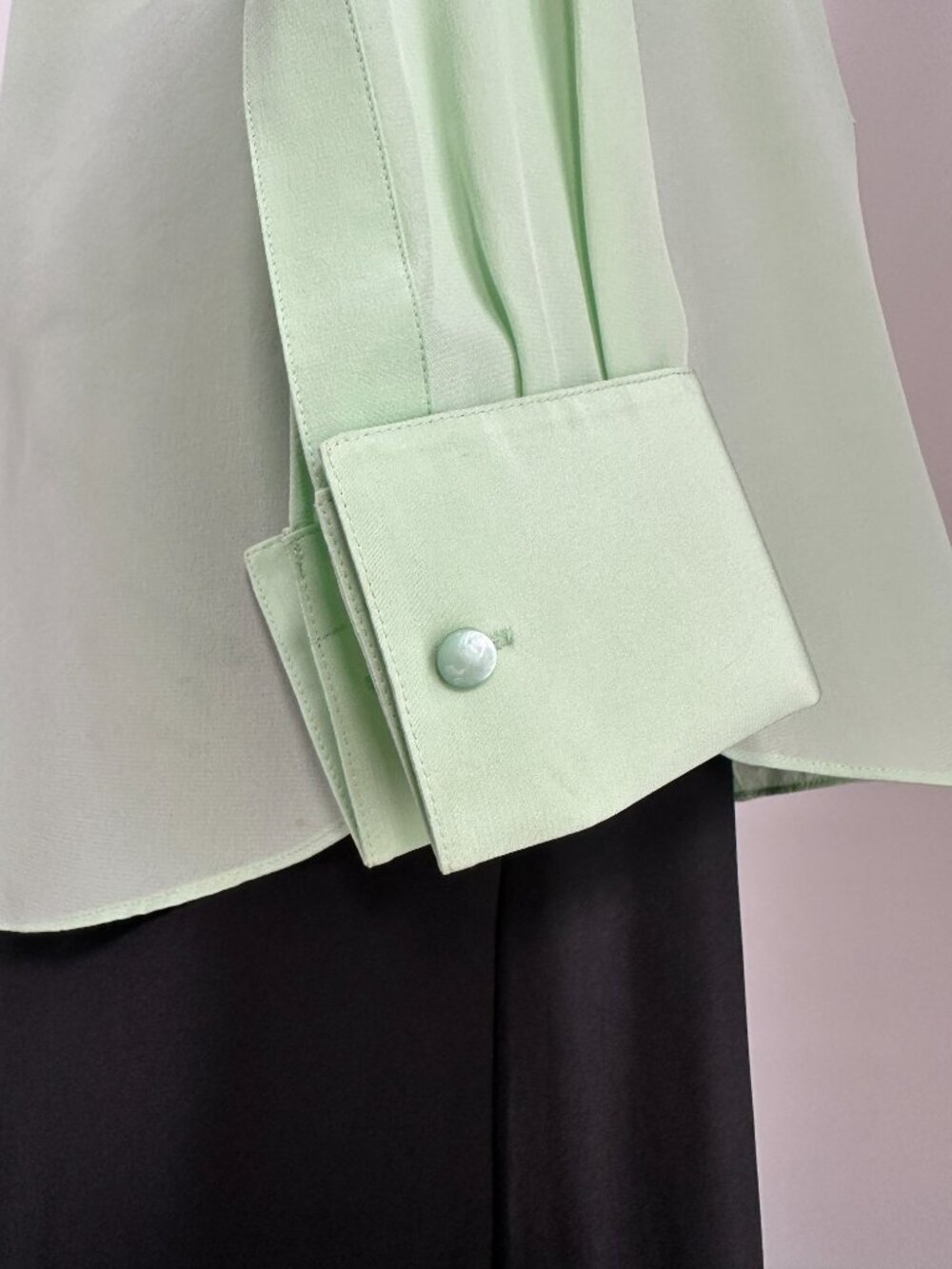 NWT Tory Burch Janet Top Crushed Mint Green 100% Silk Button Up Blouse 00 - Picture 6 of 12